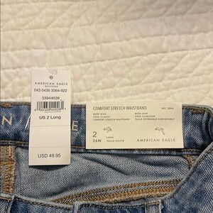American Eagle Outfitters Women's Light Blue Mom High Rise Jeans Long